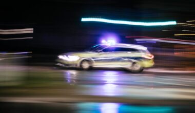 Schüsse bei Verfolgungsfahrt: Unbekannter auf der Flucht | NDR.de - Nachrichten - Niedersachsen
