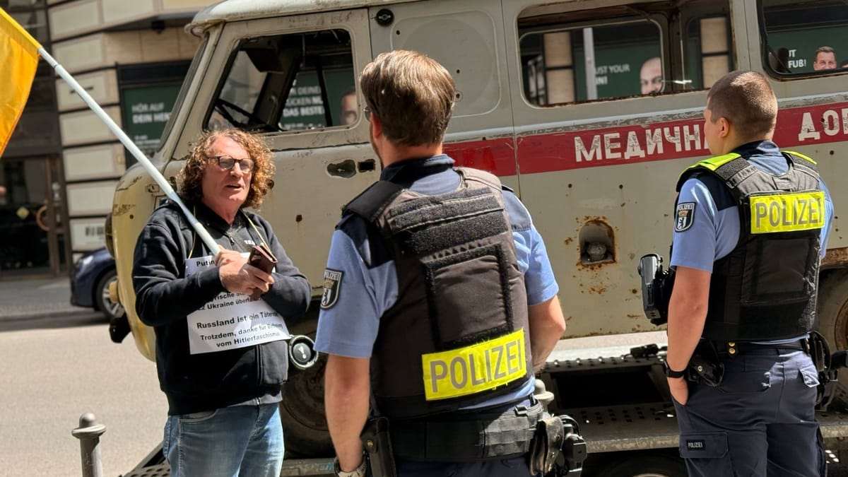 Polizei kommt wegen ukrainischem Krankenwagen
