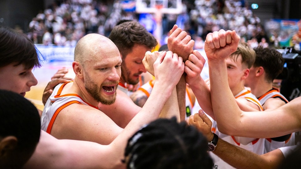 Basketball: Science City Jena macht gegen Bochum ersten Schritt Richtung BBL-Aufstieg