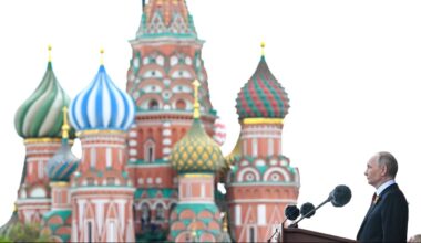Putin rechtfertigt bei Weltkriegsgedenken den Angriff auf die Ukraine