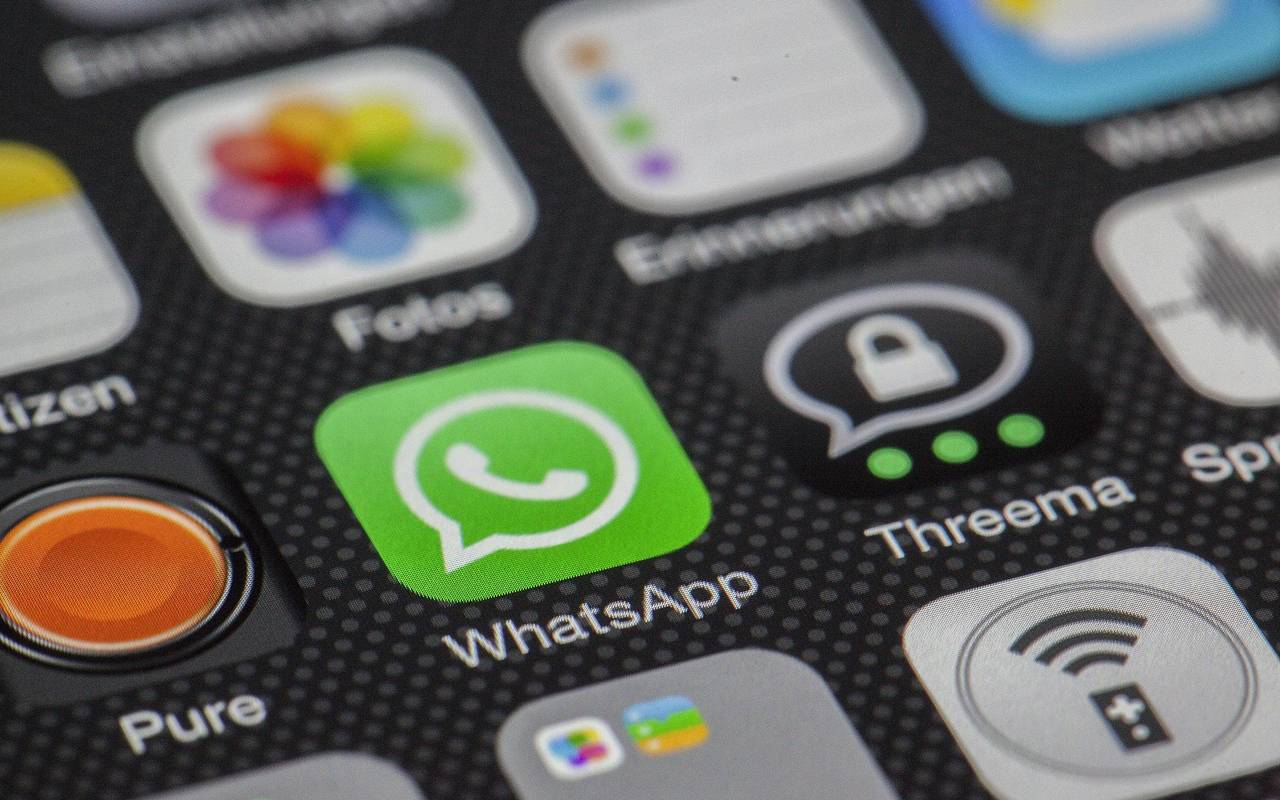 Der Radio Duisburg WhatsApp Kanal informiert euch über alle Nachrichten rund um Duisburg.