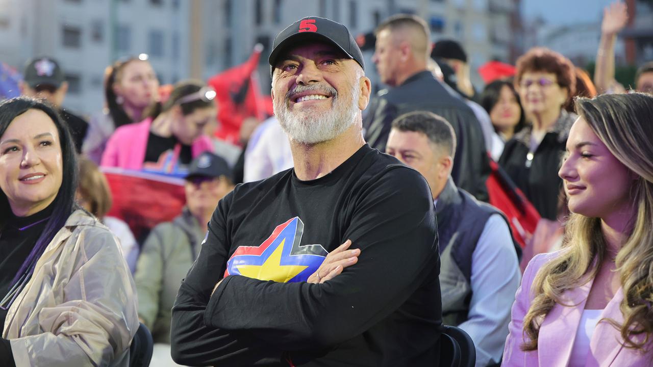 Amtsinhaber Rama gewinnt Wahl in Albanien mit absoluter Mehrheit