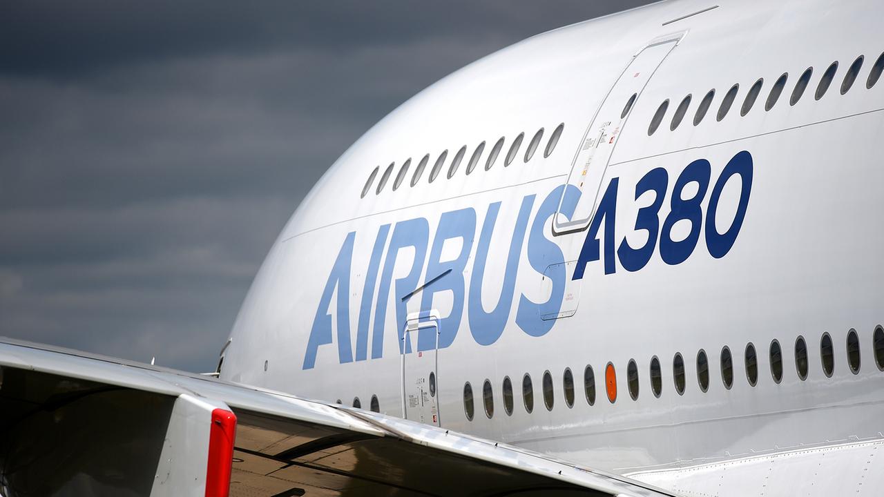 Brandenburg Berlin: Größtes Passagierflugzeug der Welt landet heute am BER
