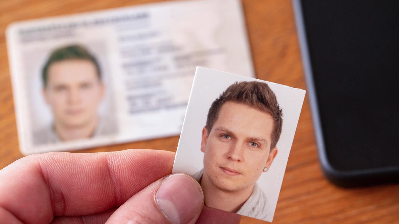 Brandenburg: Technische Störung bei Digitalfotos: Potsdamer Bürgerservice akzeptiert doch wieder nur gedruckte Passbilder