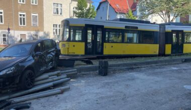 Berlin: Zug-Entgleisung: Vier Verletzte nach Tram-Unfall in Berlin-Karlshorst