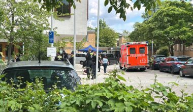 Berlin: Grundschule in Berlin-Spandau: 13-Jähriger soll Mitschüler mit Stichwaffe schwer verletzt haben