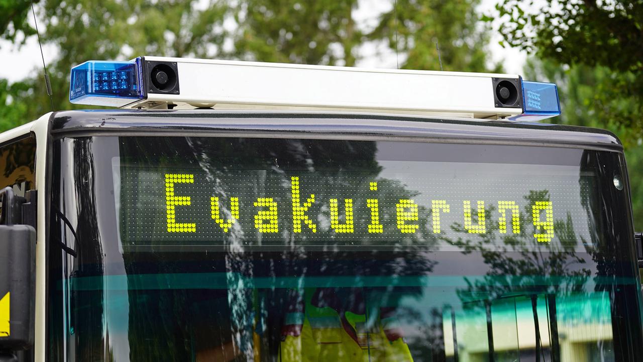 Brandenburg Berlin: Potsdam-Mittelmark: Entschärfung von Weltkriegsbombe in Teltow betrifft auch Berliner