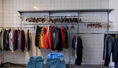 Berlin: BVG, Johanniter und Stadtmission sammeln Kleiderspenden für Obdachlose