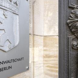 Der Schriftzug «Staatsanwaltschaft Berlin» ist am Eingang des Gebäudes in der Turmstraße angebracht 16.08.2024