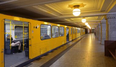 Berlin: Zwischen Wittenbergplatz und Fehrbelliner Platz: U3 unterbrochen - Strecke bei Tunnelarbeiten beschädigt