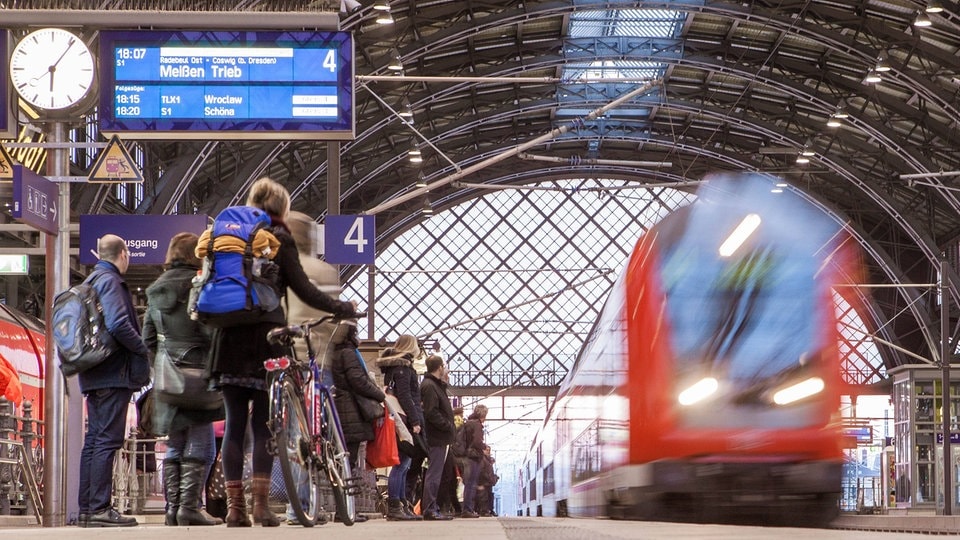 Gleisbau in Dresden: Tagelange Zugausfälle bei der S-Bahn