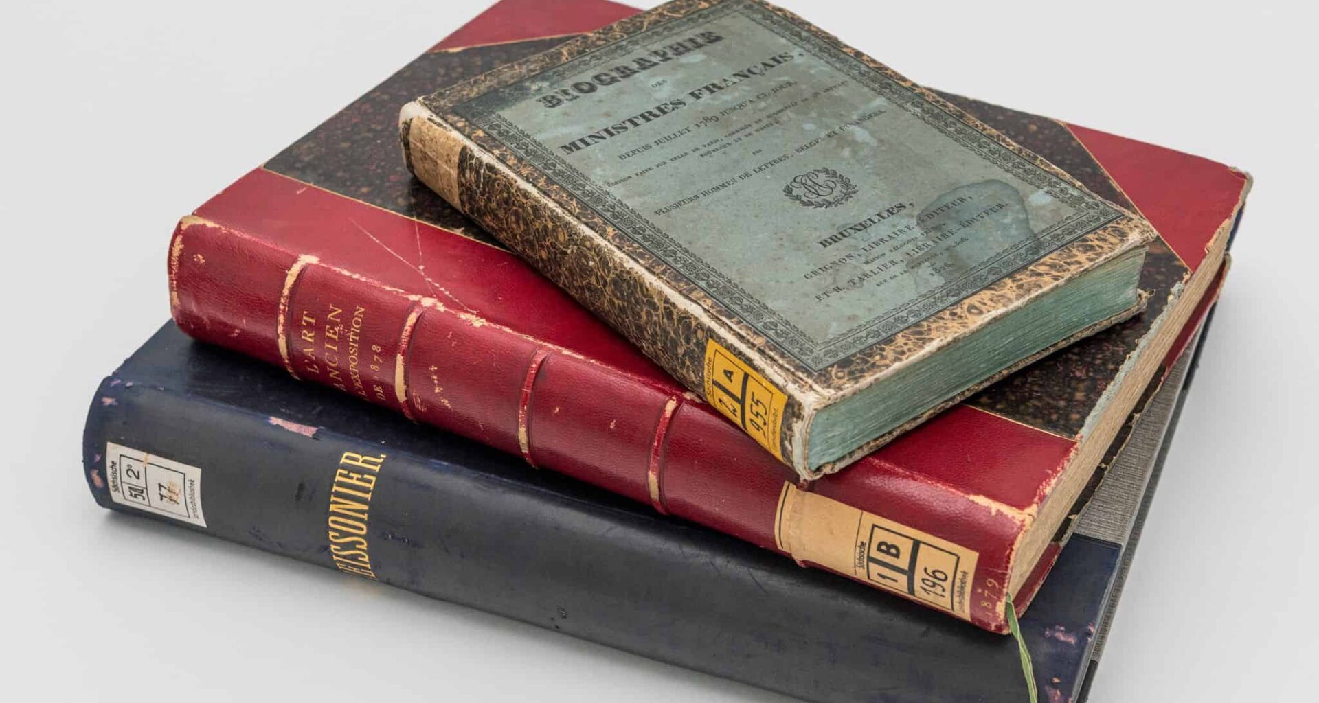 Sächsische Bibliotheken geben NS-Raubgut zurück