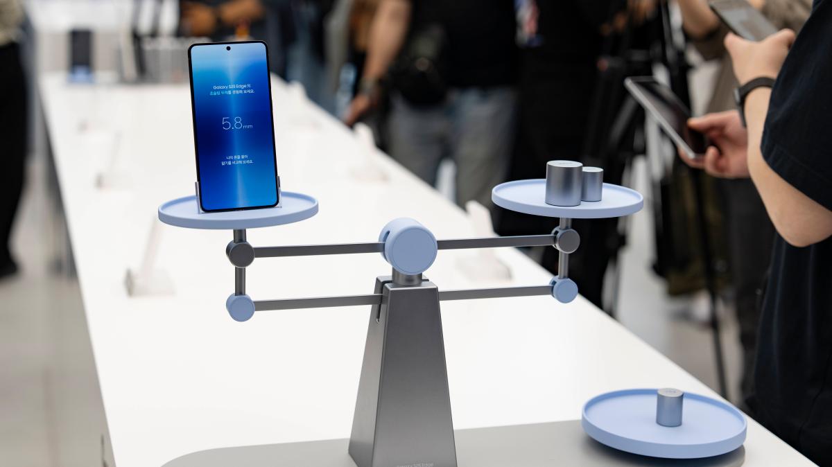 Samsung Galaxy S25 Edge in Bildern — Vorgeschmack auf iPhone Air?