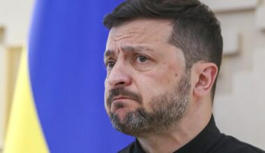 Ukraine-Liveblog: ++ Selenskyj lehnt Truppenabzug ab ++