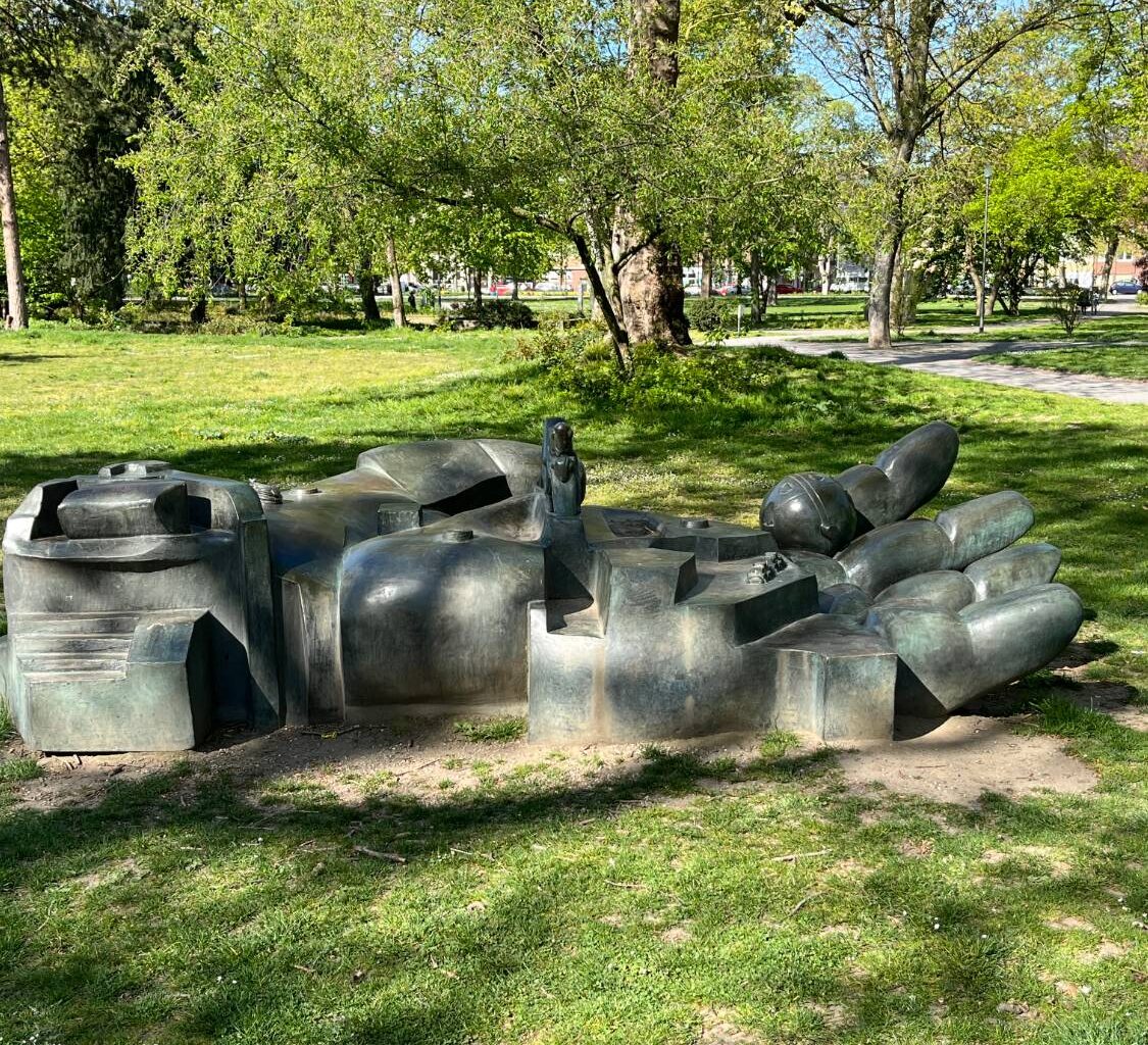 Duisburg: 500 kg schwere Bronzeskulptur gestohlen