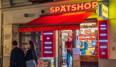 18-Jähriger überfällt Berliner Späti, sticht zu und kündigt Anschläge an