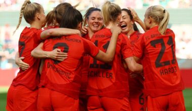 Fußballerinnen des FC Bayern gewinnen DFB-Pokalfinale gegen Bremen