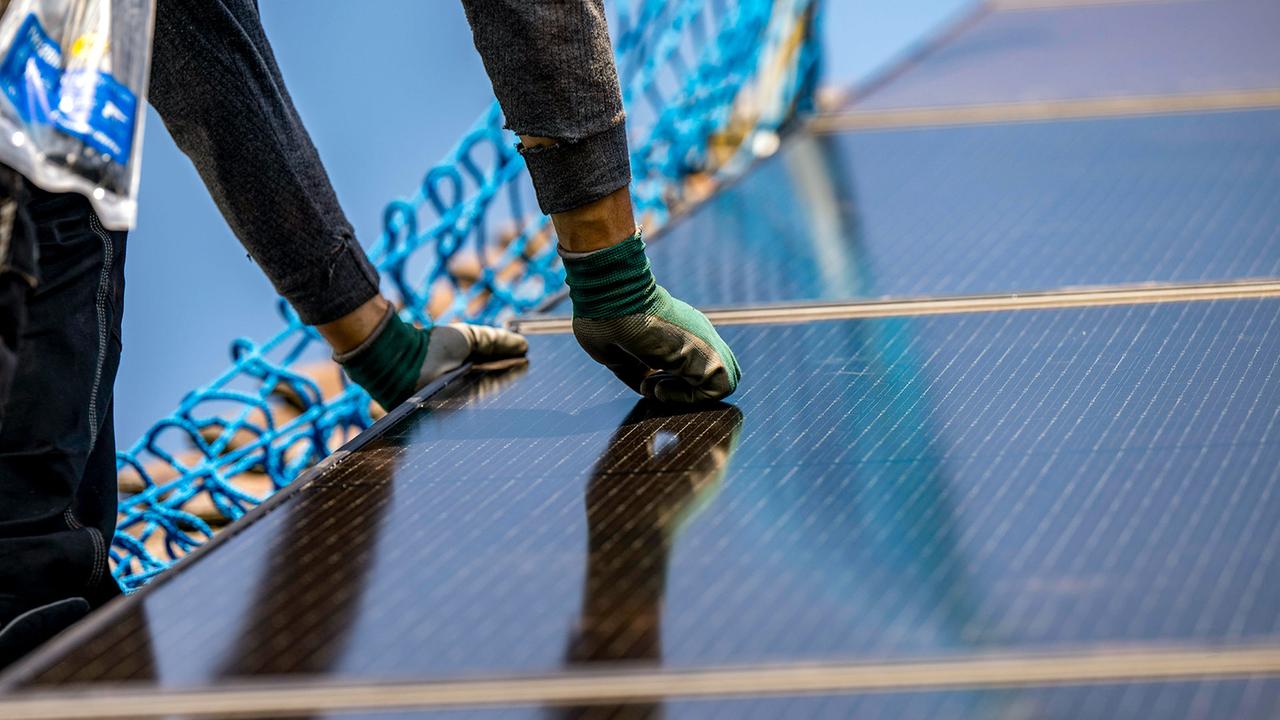 Saarland: Frankreich unterstützt Bau von Giga-Solarfabrik in Hambach mit knapp 50 Millionen Euro