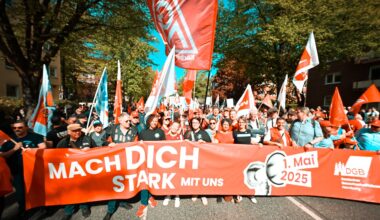 DGB Hamburg feiert kämpferischen 1. Mai – Mehr als 10.000 demonstrieren am Tag der Arbeit für eine gerechte Zukunft