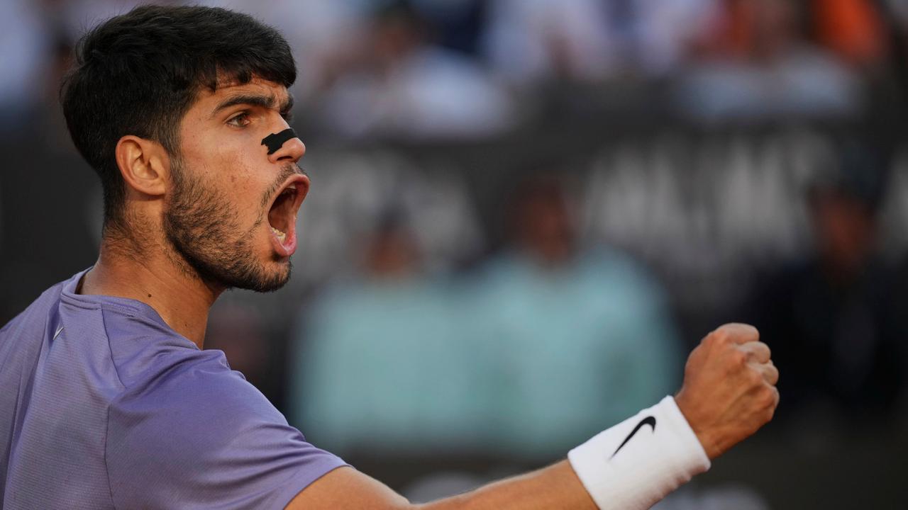 Tennis in Rom: Alcaraz bezwingt Sinner in zwei Sätzen