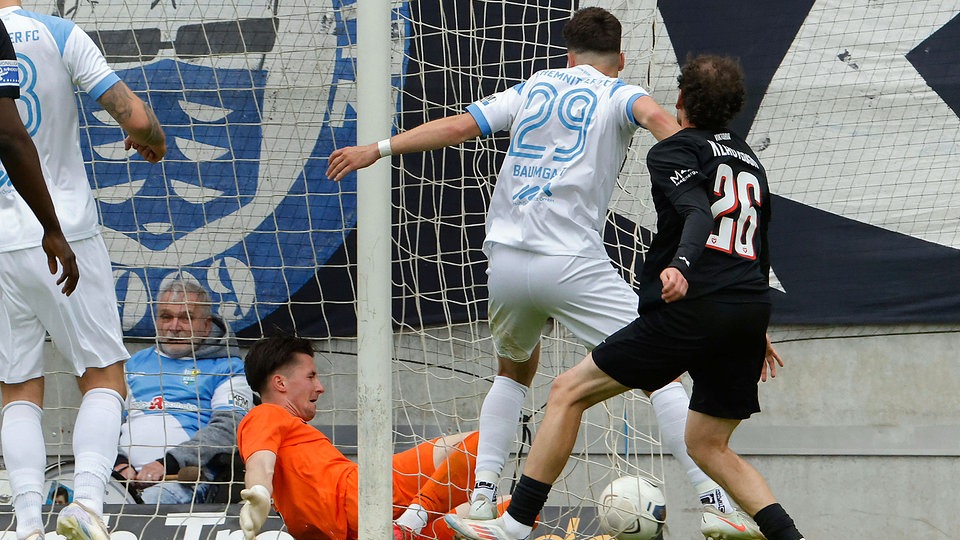 Regionalliga: Remis zum Saisonabschluss - Chemnitzer FC und Viktoria Berlin teilen die Punkte