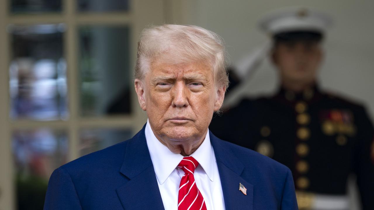 Krieg gegen die Ukraine: Trump kündigt für Montag Telefonat mit Putin an