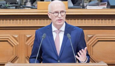 Ab 13.30 Uhr live: Regierungserklärung von Bürgermeister Tschentscher | NDR.de - Nachrichten