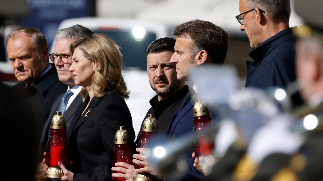 Merz, Macron, Tusk und Starmer gedenken der ukrainischen Kriegstoten