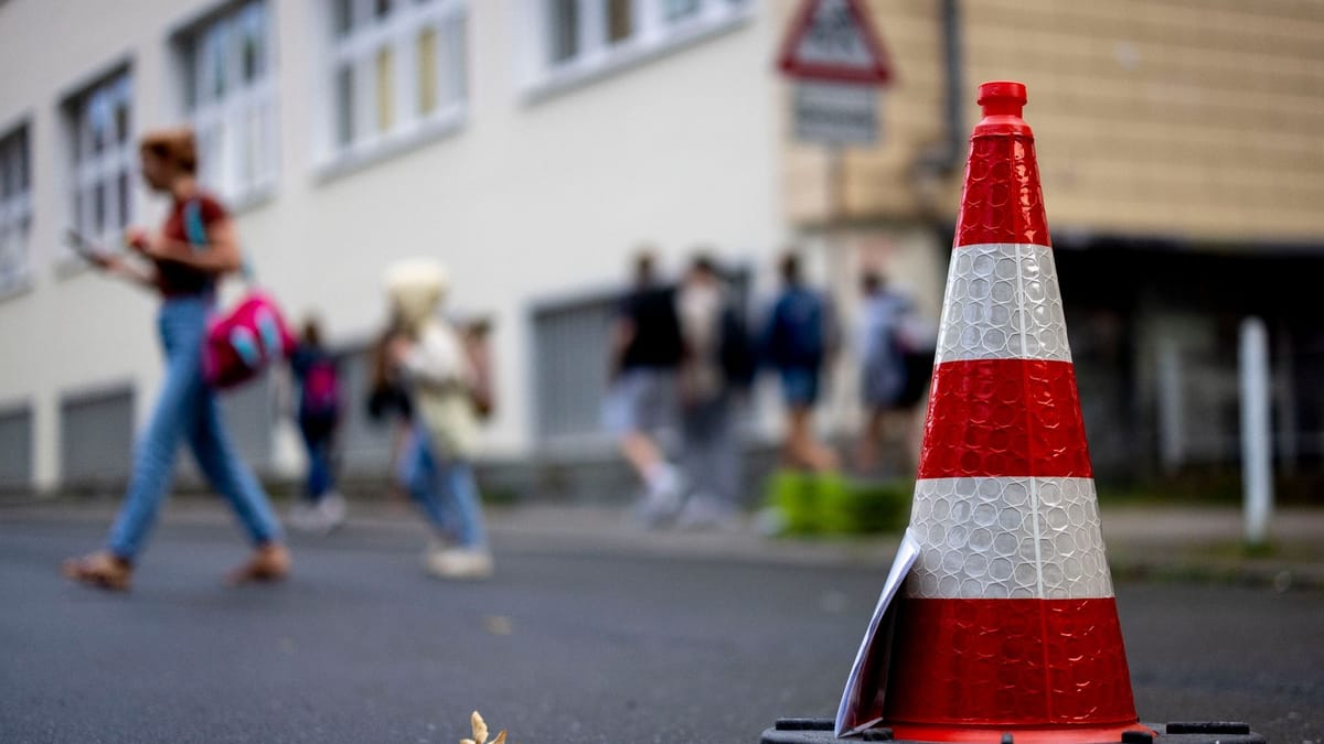 Polizei äußert sich zum Projekt "Elterntaxis"