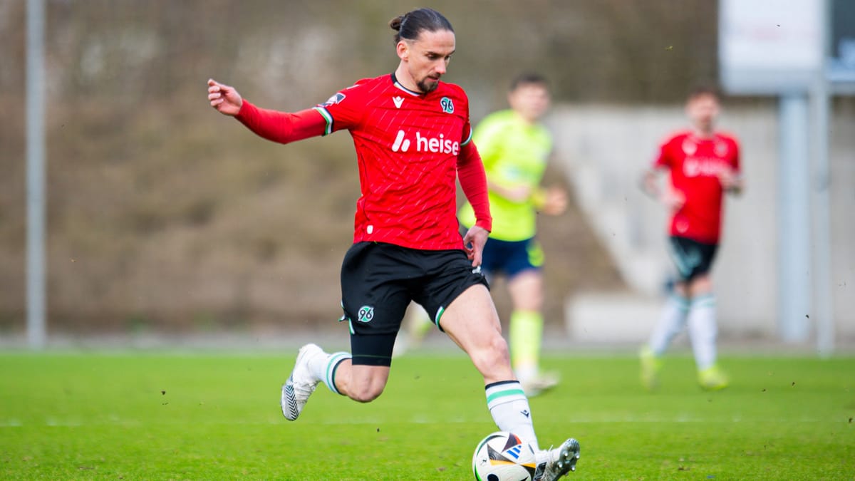 Valmir Sulejmani verstärkt die Offensive