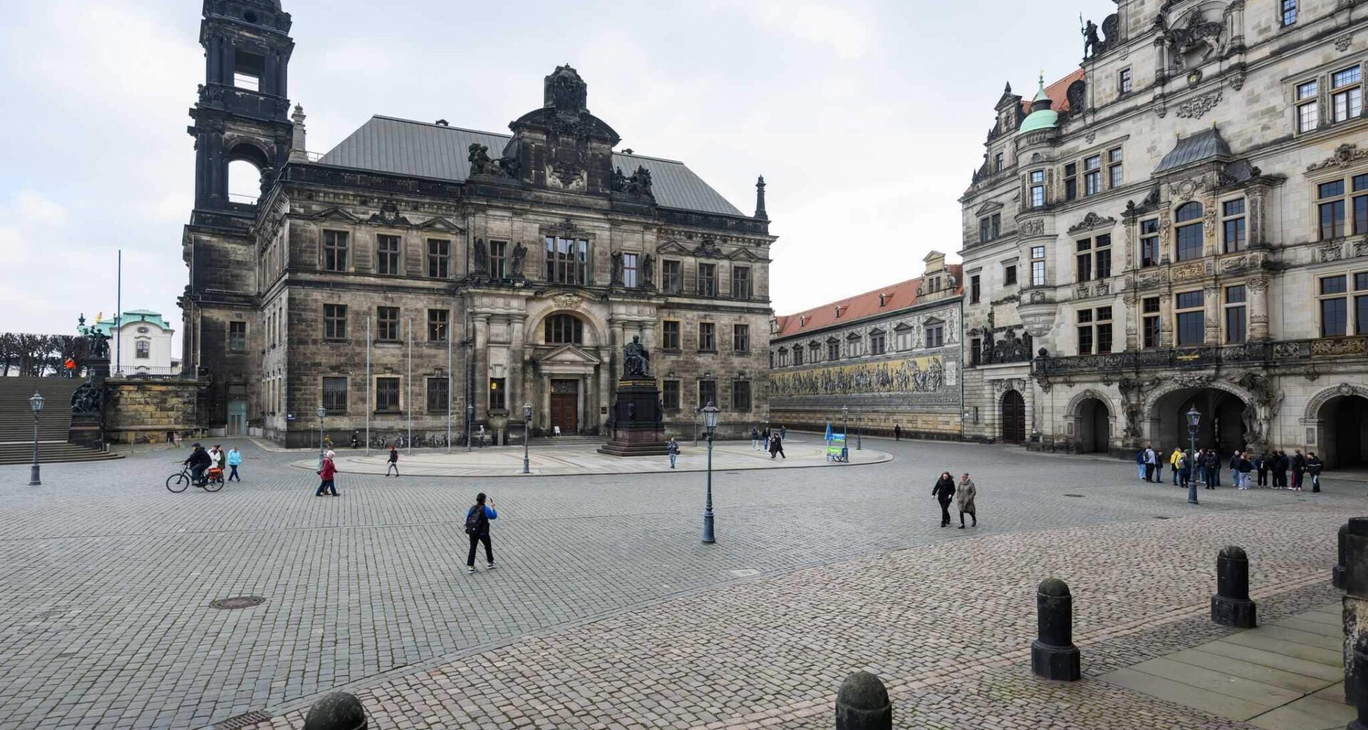 Verfahrensmenge an Gerichten fordert Justiz