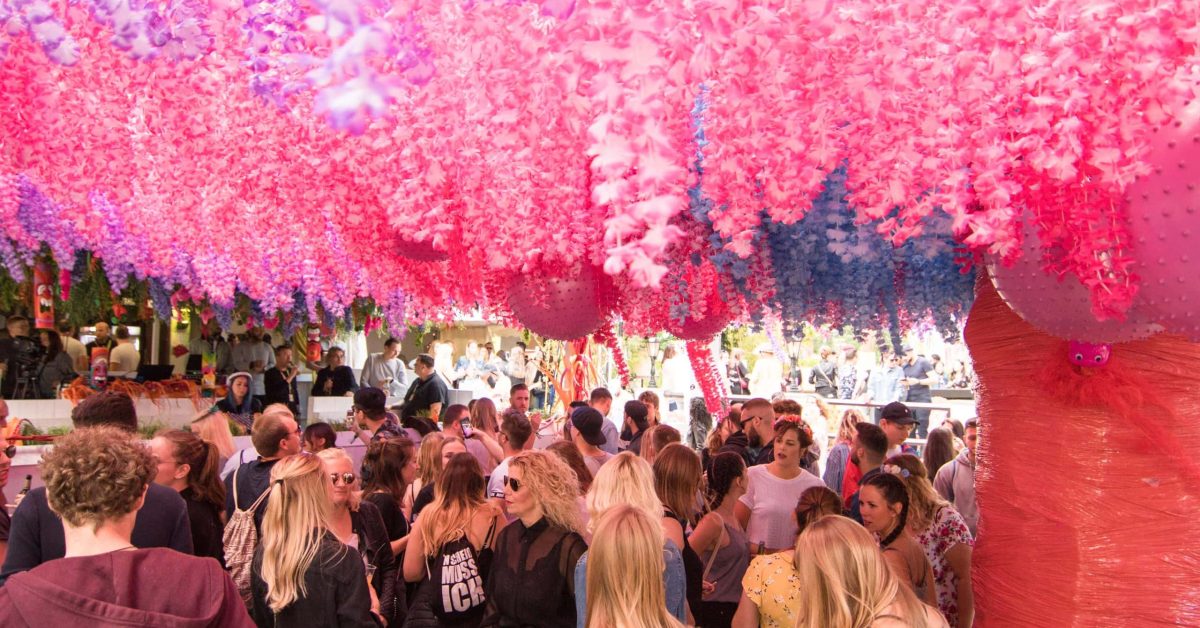 "Luft & Liebe"-Premiere zu Pfingsten im Rheinriff