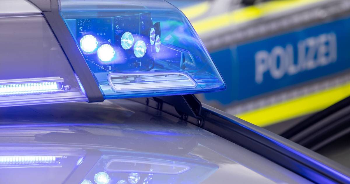 Verkehrsunfall mit fünf beteiligten Autos in Wuppertal