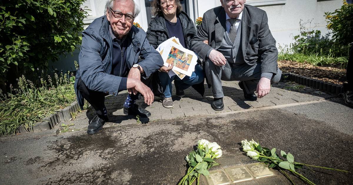 Stolpersteine erinnern an Familie Paradies