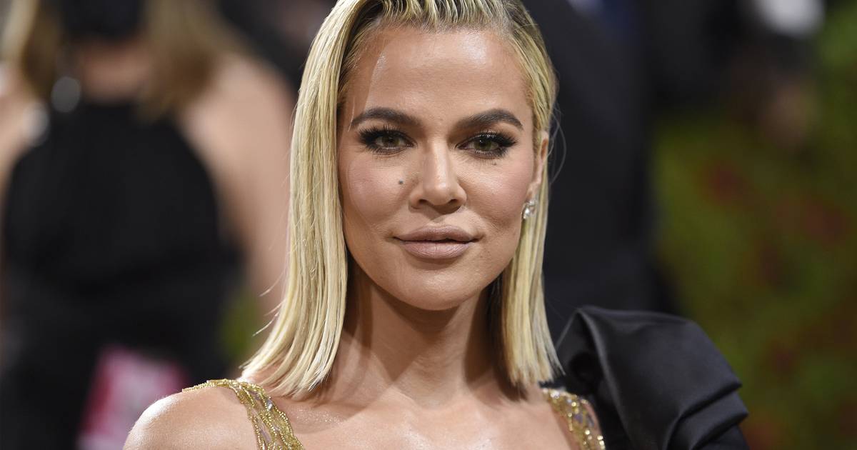 Khloé Kardashian spaziert durch die Stadt und begeistert Fans