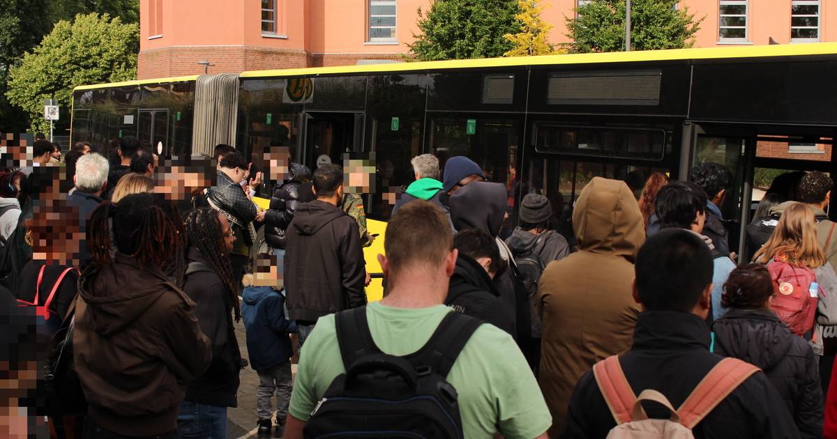 Streckensperrung Mönchengladbach Hauptbahnhof Zugverkehr teilweise möglich