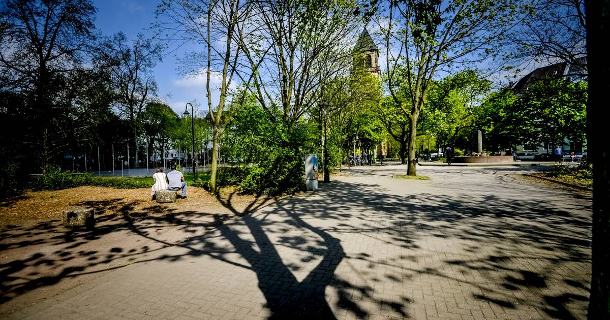 Bolzplatz in Düsseldorf: Kunstrasen-Fußballfeld für Oberbilk