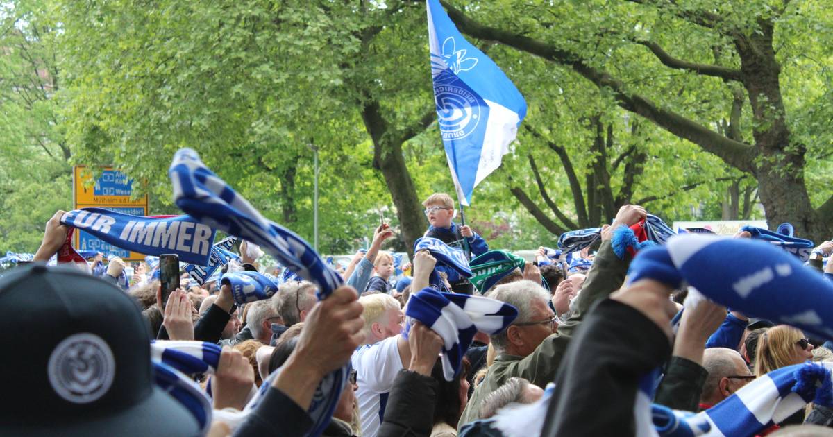 Aufsteiger und Meister – So feiert Duisburg Fußballer des MSV