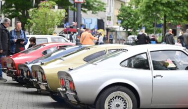 Oldtimer, Musik und Graffiti bei Straßenfest in Rheydt