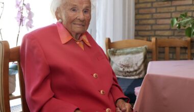 Geburtstag: Möchengladbacherin wird 102 - mit "Werten, als ob sie 50 wäre"