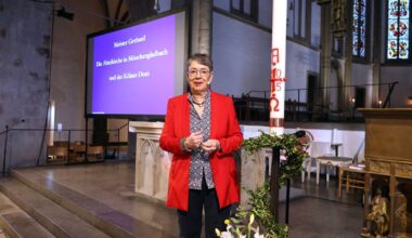 Schock-Werner mit Vortrag über die Chorhalle der Münster-Basilika