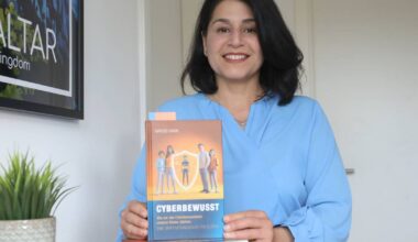 Wie ein Buch einer Expertin aus Königswinter Eltern hilft, Kinder im Netz zu begleiten