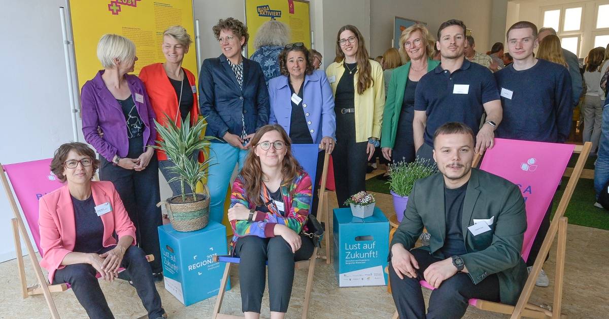 Volles Haus bei der Eröffnung des Buga-Lokals am Kaiserplatz in Wuppertal-Vohwinkel