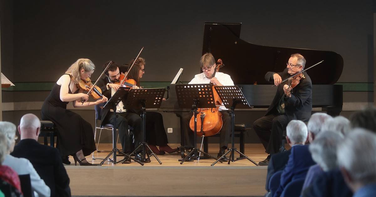 Musikalisches Geburtstagsgeschenk für Lutz-Werner Hesse zum 70.