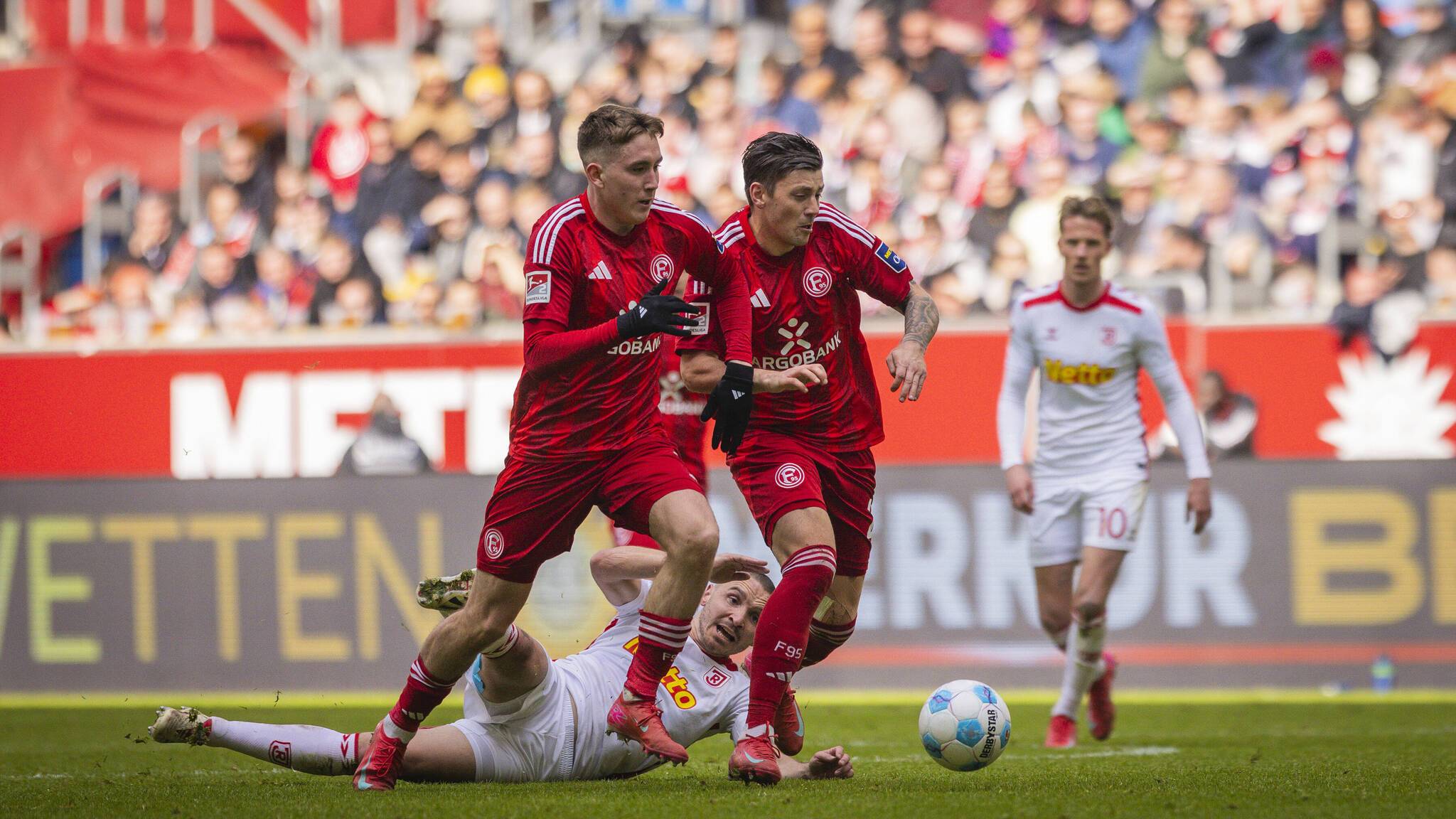 Zwei Spieltage stehen noch an, ehe die laufende Zweitliga-Saison zu Ende geht – und...