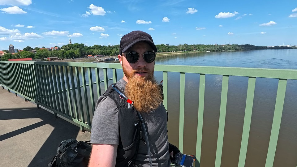 Zu Fuß nach Singapur: Extrem-Wanderer Robert aus Leipzig an Tag 73 in Ungarn