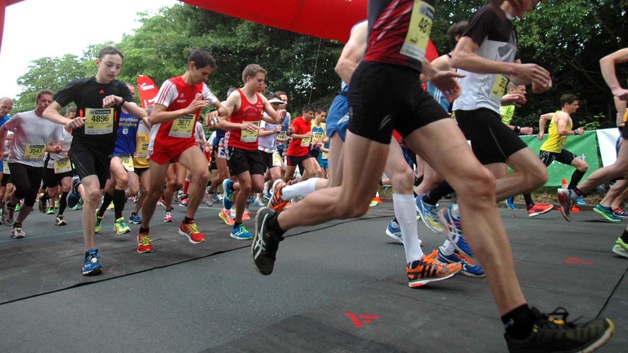 WDR-Sport: Läuft in Duisburg: 42. Rhein-Ruhr-Marathon am Sonntag