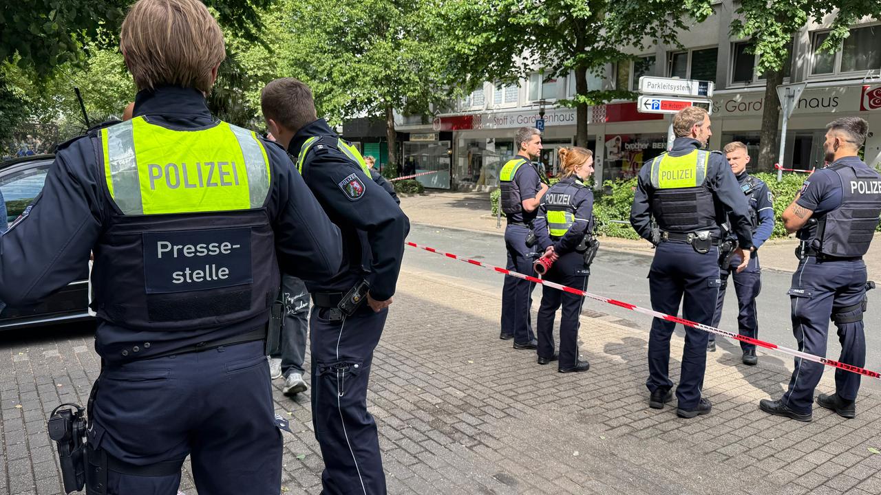 Nordrhein-Westfalen: Täter weiter flüchtig: Frau in Essen angeschossen und verletzt