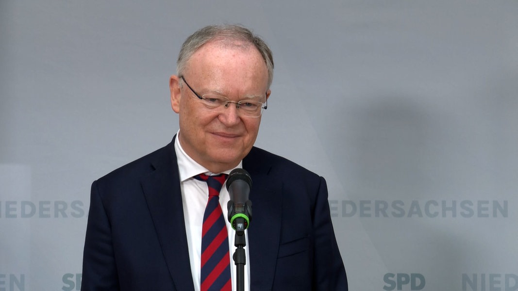 Feierlicher Abschied für Ministerpräsident Weil in Hannover | NDR.de - Nachrichten