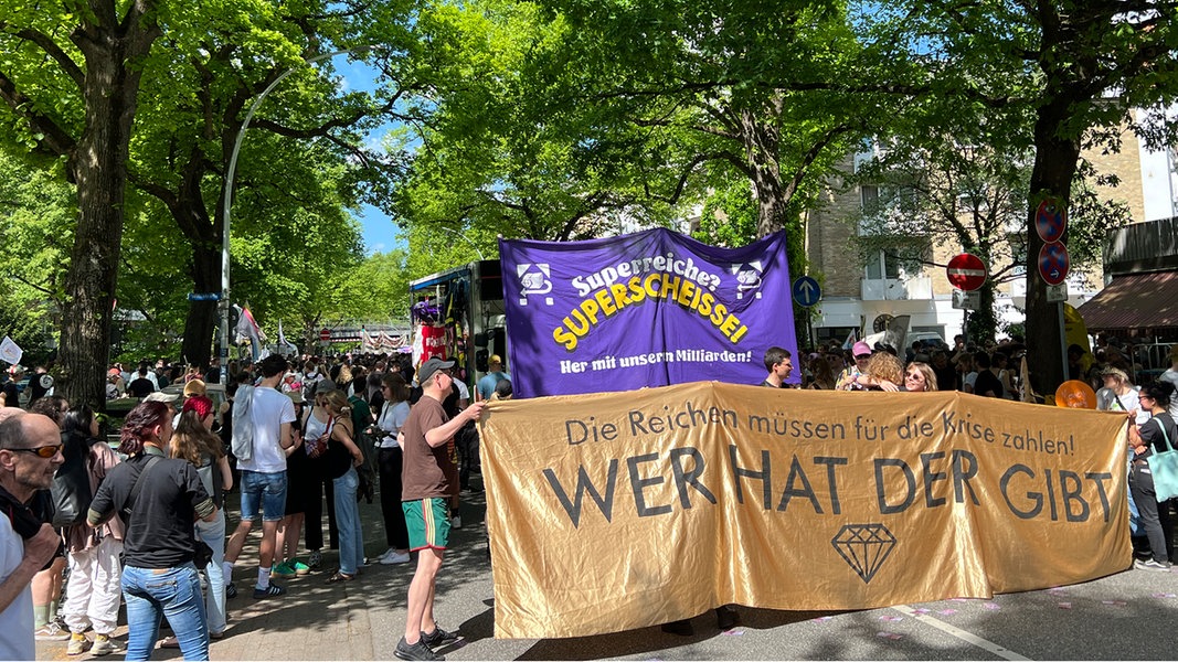 1. Mai: Linke Demos in Hamburg bislang friedlich | NDR.de - Nachrichten
